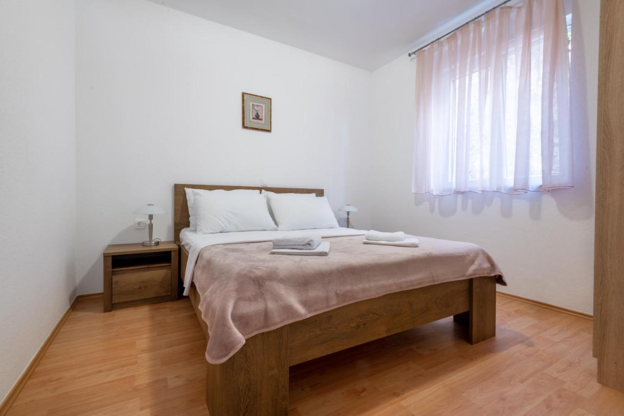 Apartments Glorija Неум Экстерьер фото