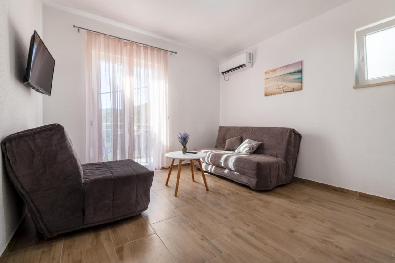 Apartments Glorija Неум Экстерьер фото