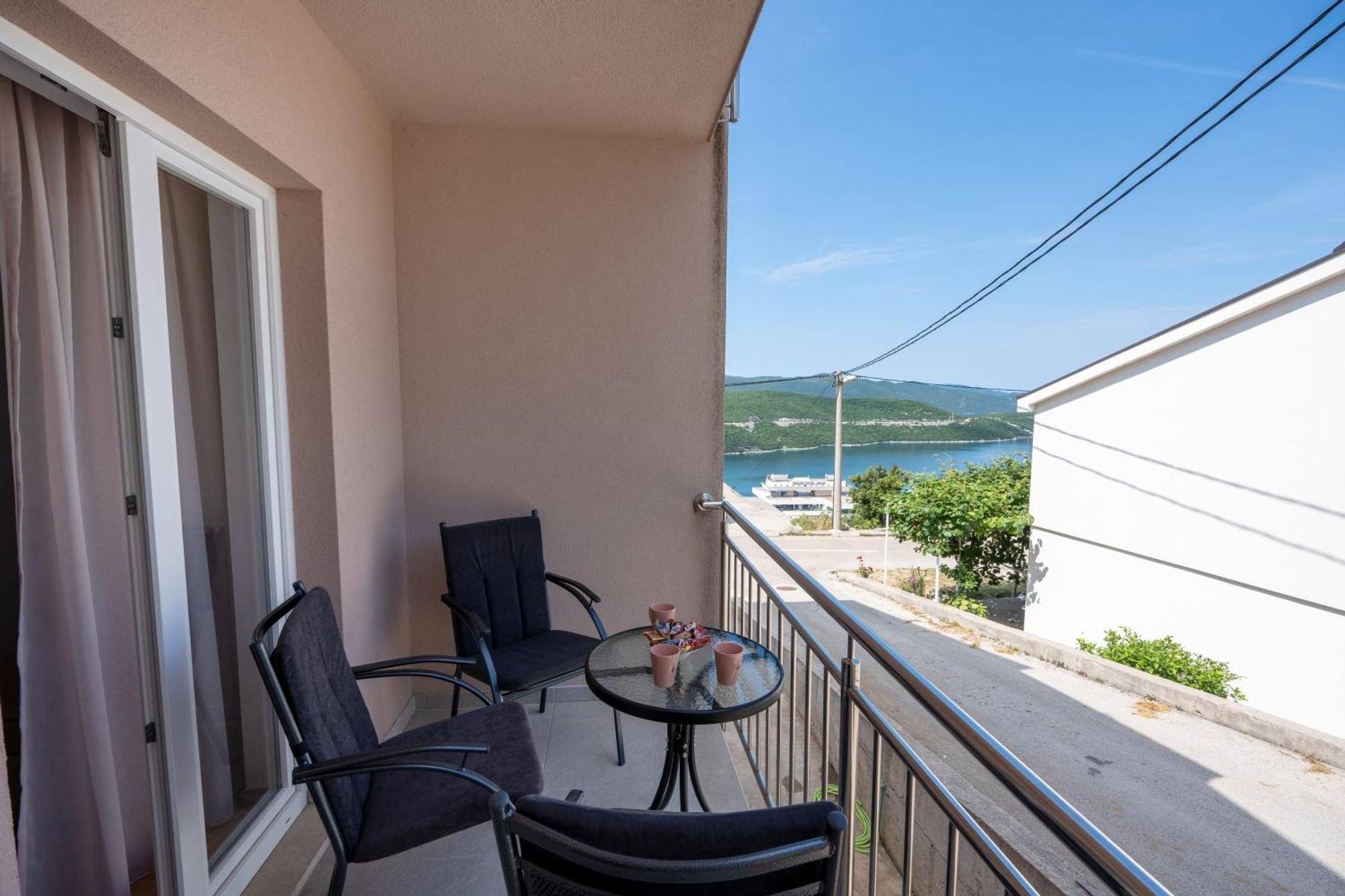 Apartments Glorija Неум Номер фото